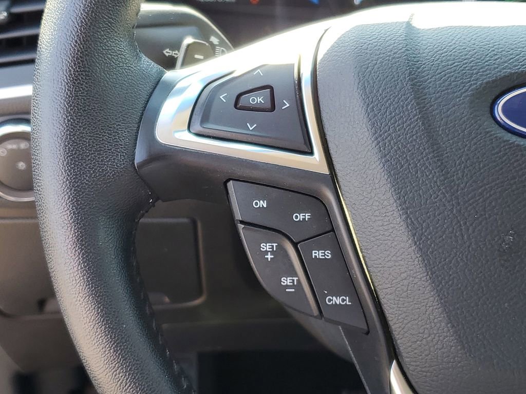 Used 2018 Ford Edge SEL w/ Equipment Group 201A AWD/4WD image 14