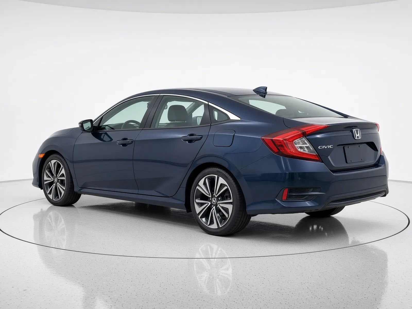 Used 2017 Honda Civic EX-T image 4