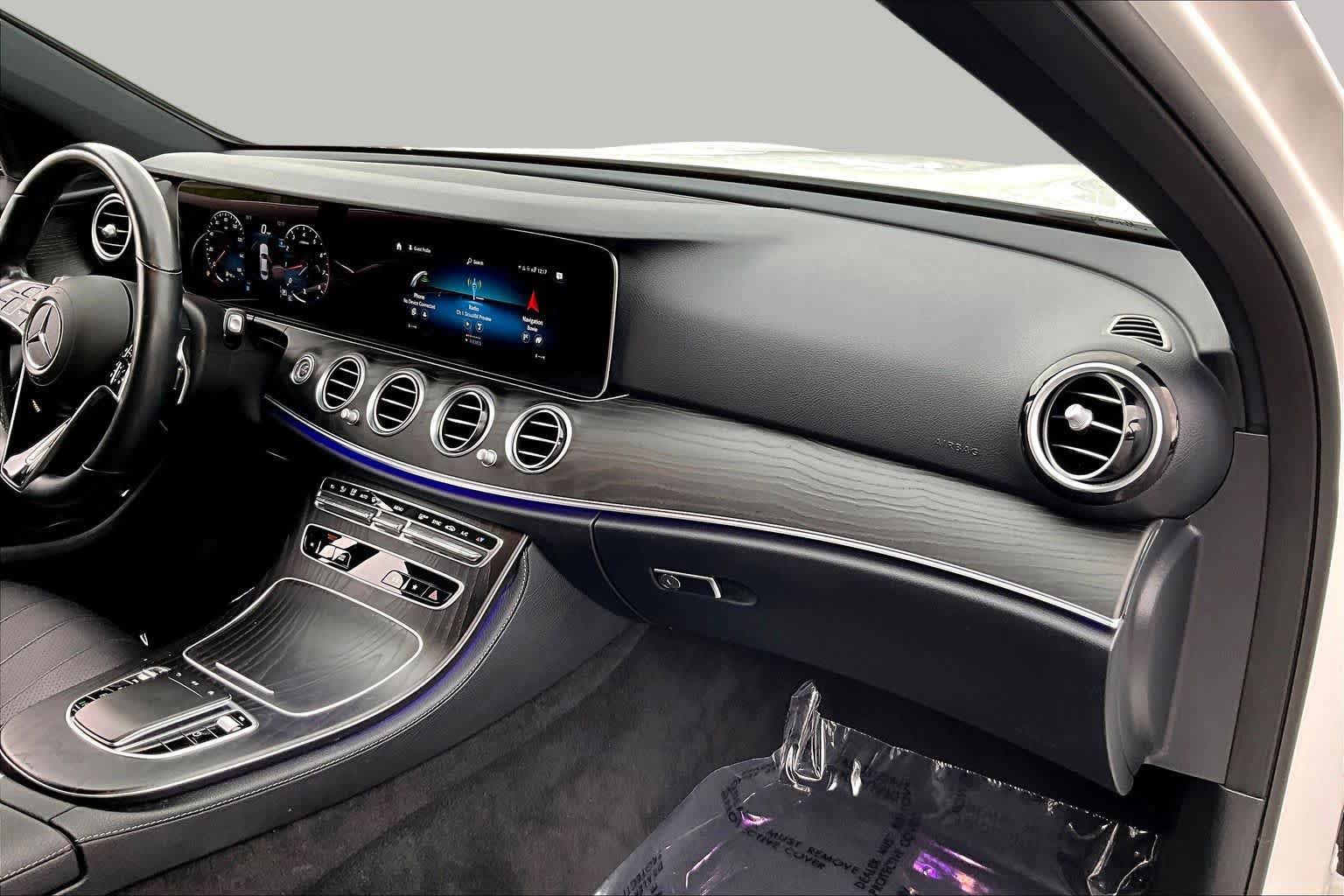 Used 2022 Mercedes-Benz E 350 4MATIC Sedan image 19