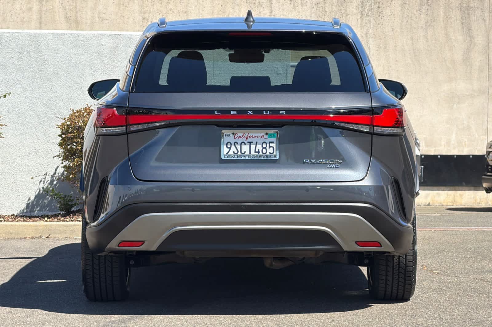 Certified 2025 Lexus RX 450h AWD w/ Convenience Package image 8