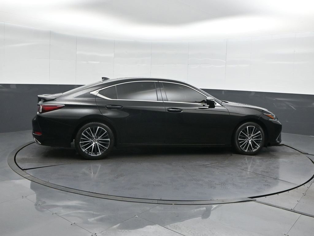 Used 2023 Lexus ES 350 w/ Premium Package image 3