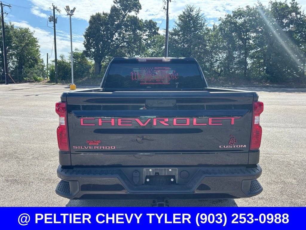 Used 2025 Chevrolet Silverado 1500 Custom w/ Turbomax Blackout Package AWD/4WD image 6