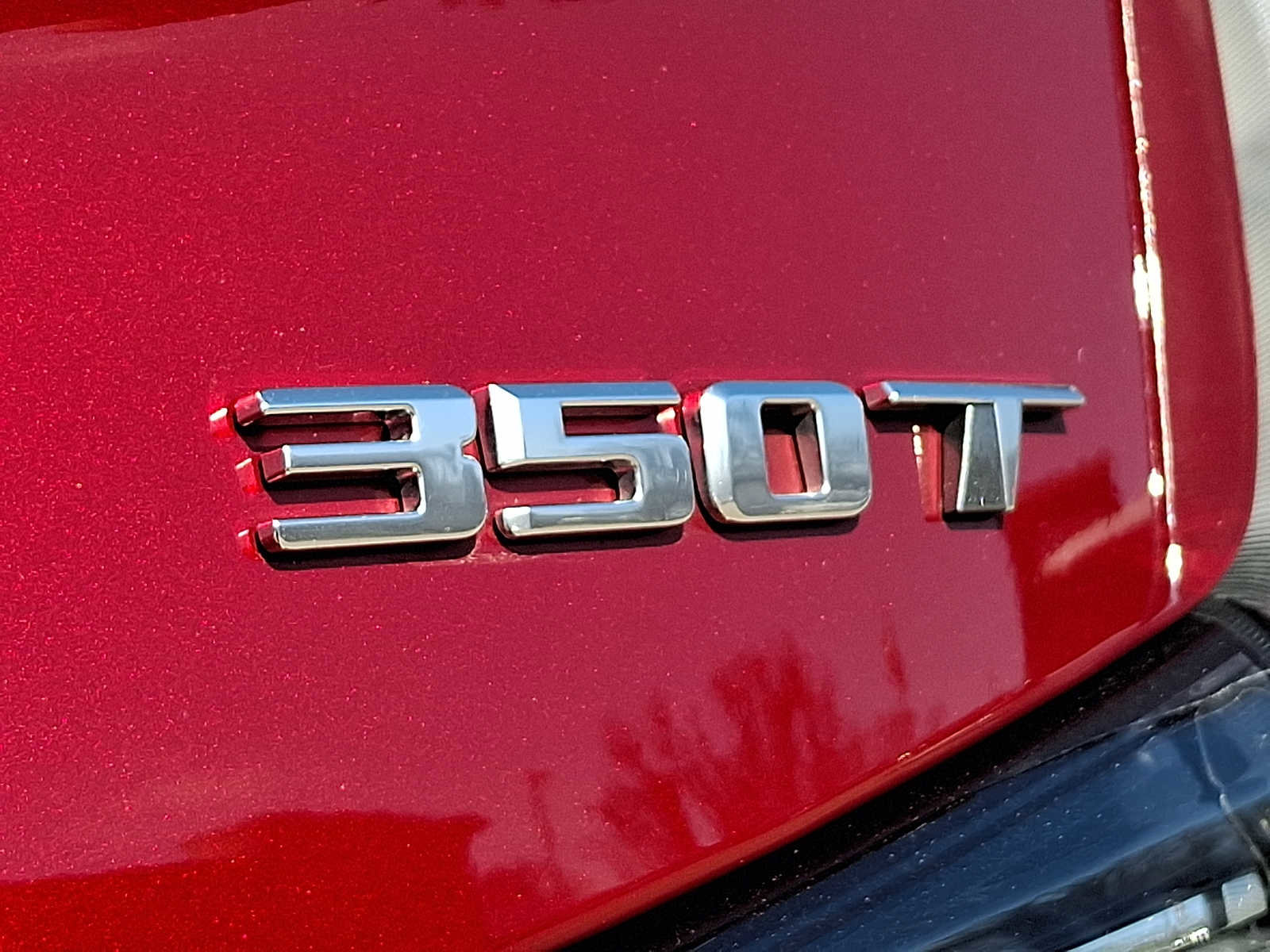 Certified 2025 Cadillac XT4 Sport image 38