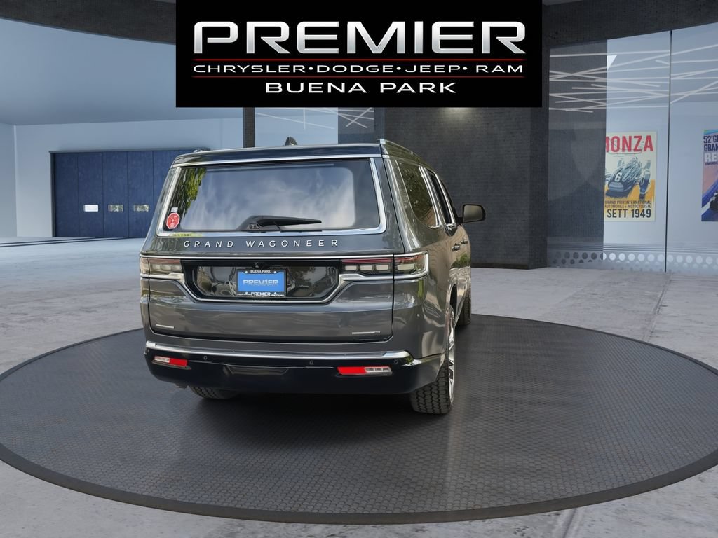 Used 2022 Jeep Grand Wagoneer Series III w/ Rear Seat Video Group 1 AWD/4WD image 7