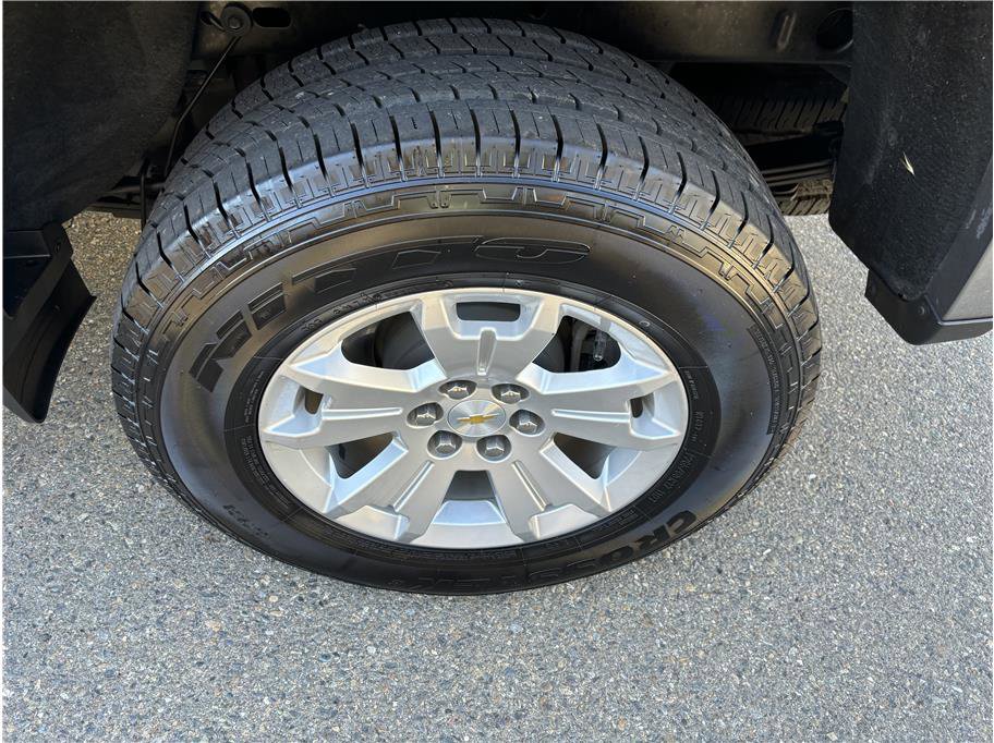 Used 2021 Chevrolet Colorado LT w/ Fleet Safety Package image 10