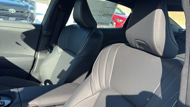 New 2026 Toyota Crown Platinum image 21