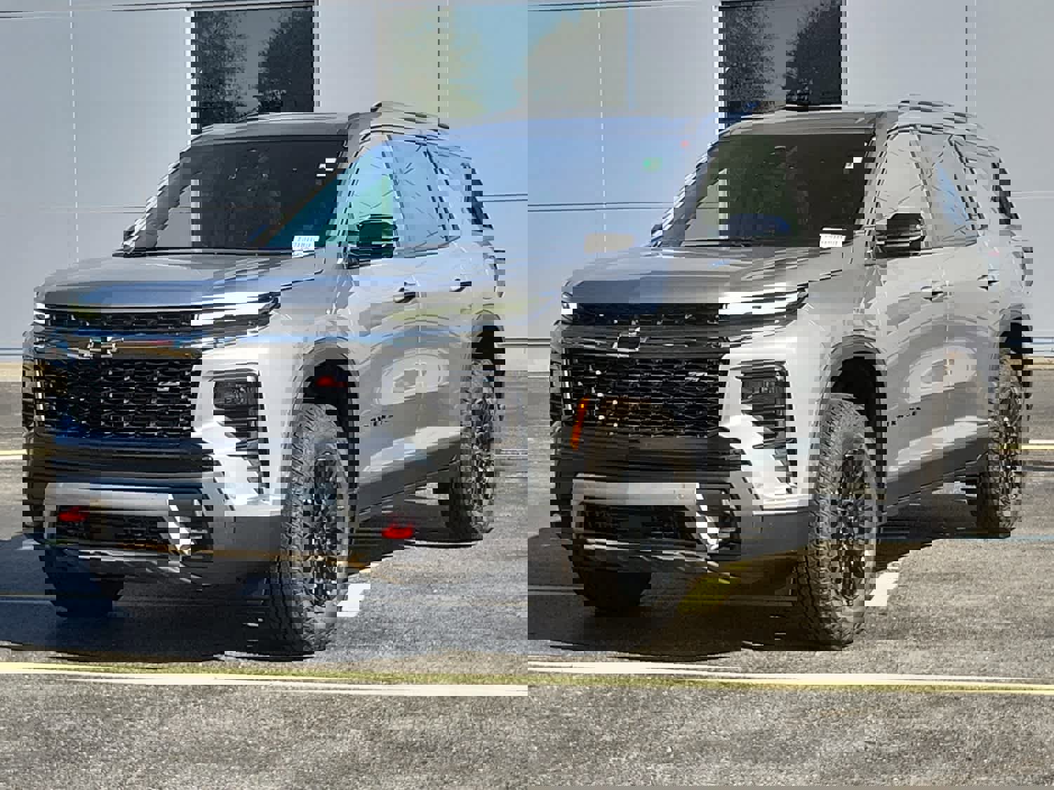 New 2026 Chevrolet Traverse Z71 w/ Enhanced Driving Package image 1