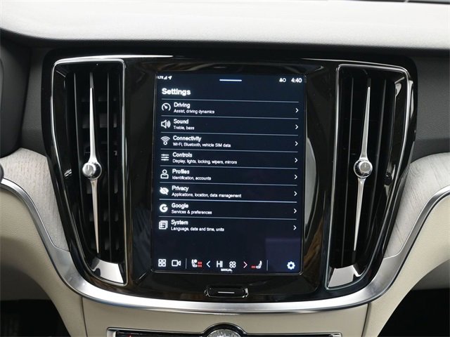 Used 2025 Volvo S60 B5 Plus image 15