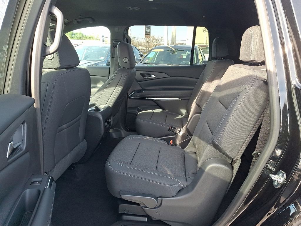 New 2026 Chevrolet Traverse LT image 5