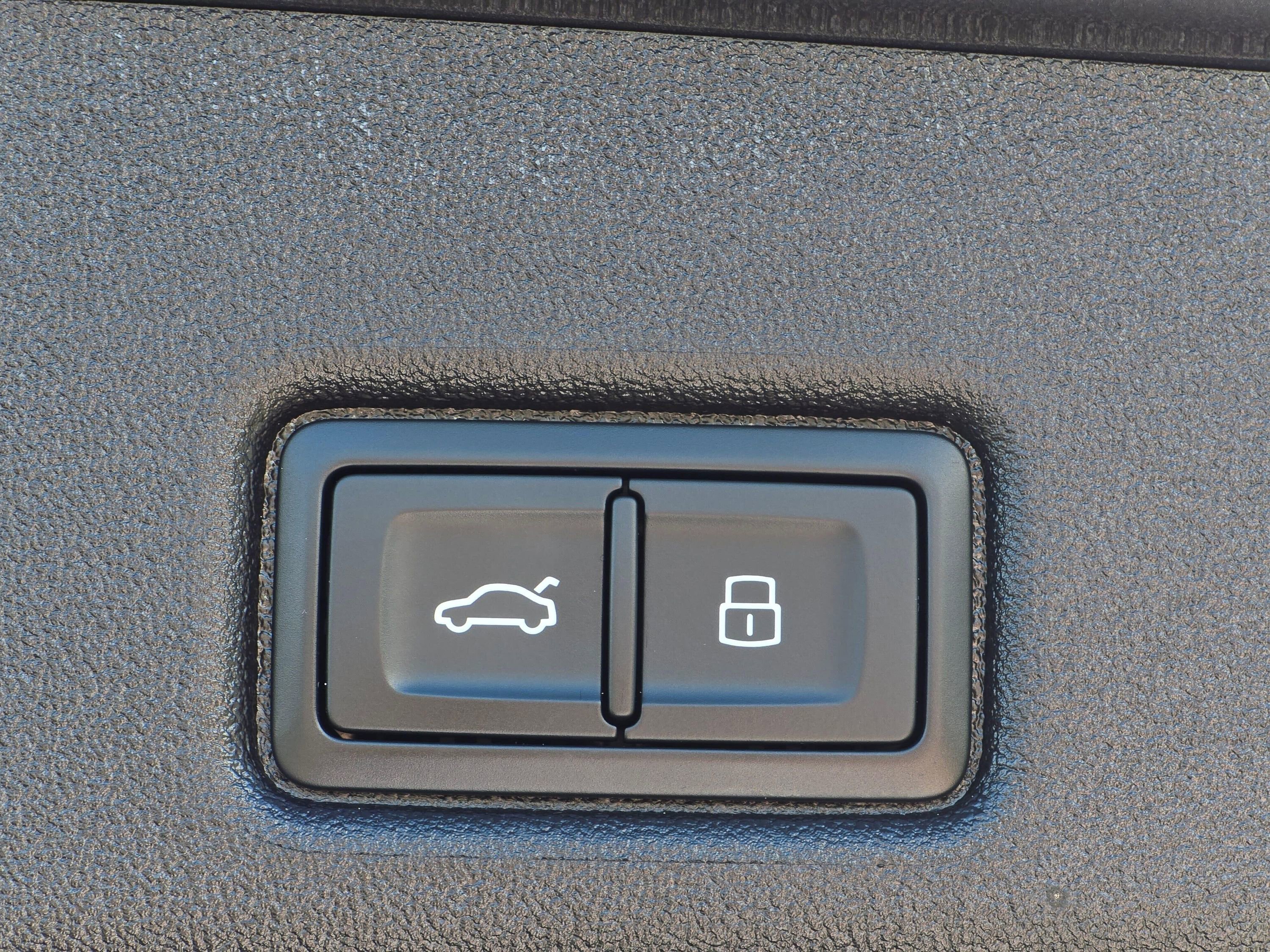 Certified 2025 Audi Q5 Premium Plus w/ Premium Plus image 25