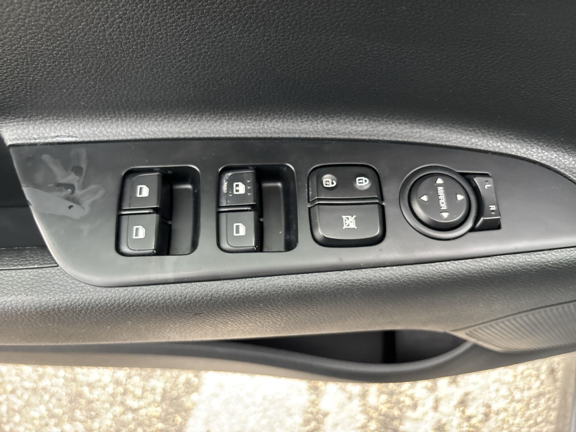 Used 2023 Kia Rio S FWD image 15
