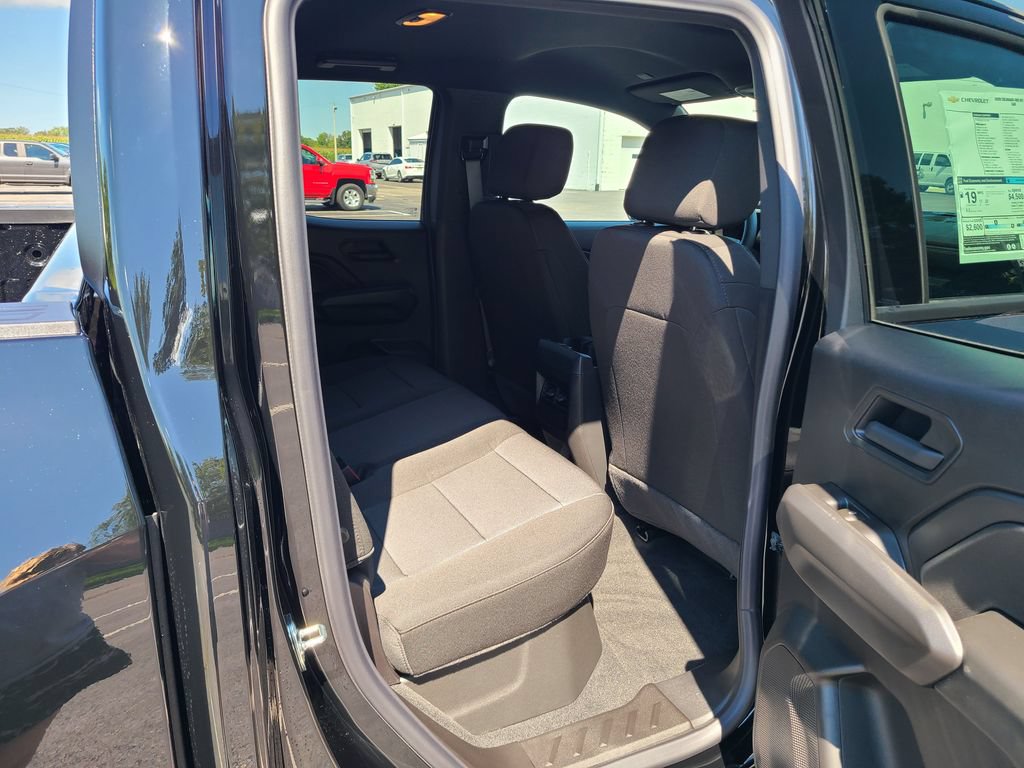 New 2026 Chevrolet Colorado W/T w/ WT Custom Package AWD/4WD image 27