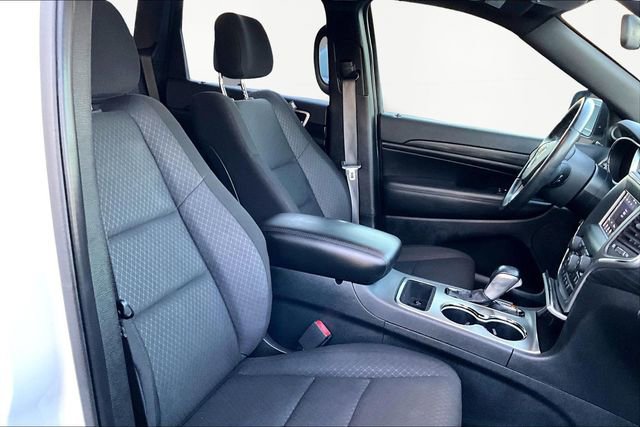 Used 2020 Jeep Grand Cherokee Laredo image 20