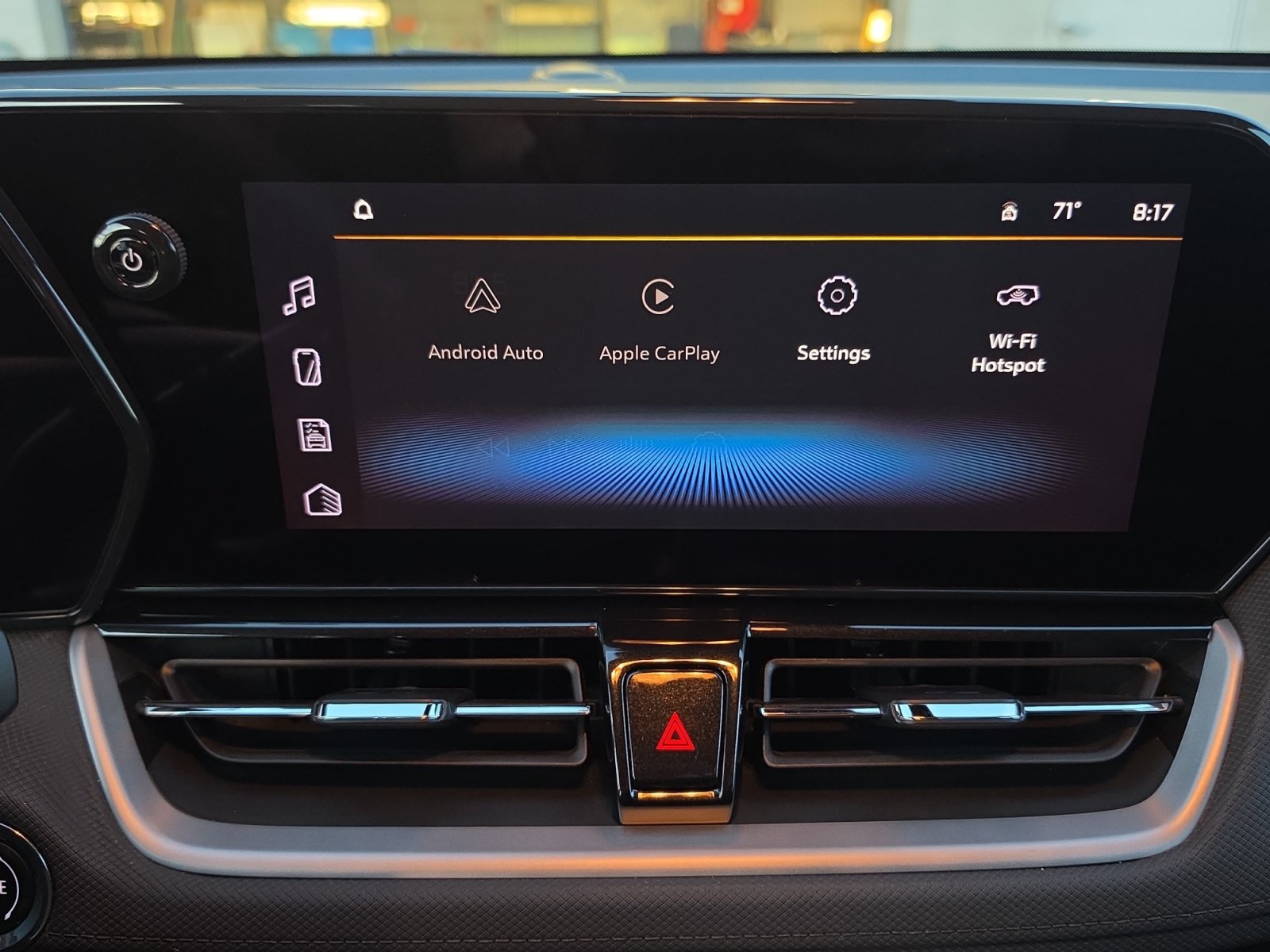 Certified 2024 Chevrolet TrailBlazer LT AWD/4WD image 18