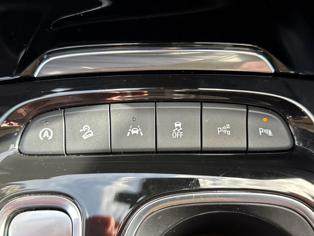 Certified 2023 Buick Envision Avenir AWD/4WD image 32
