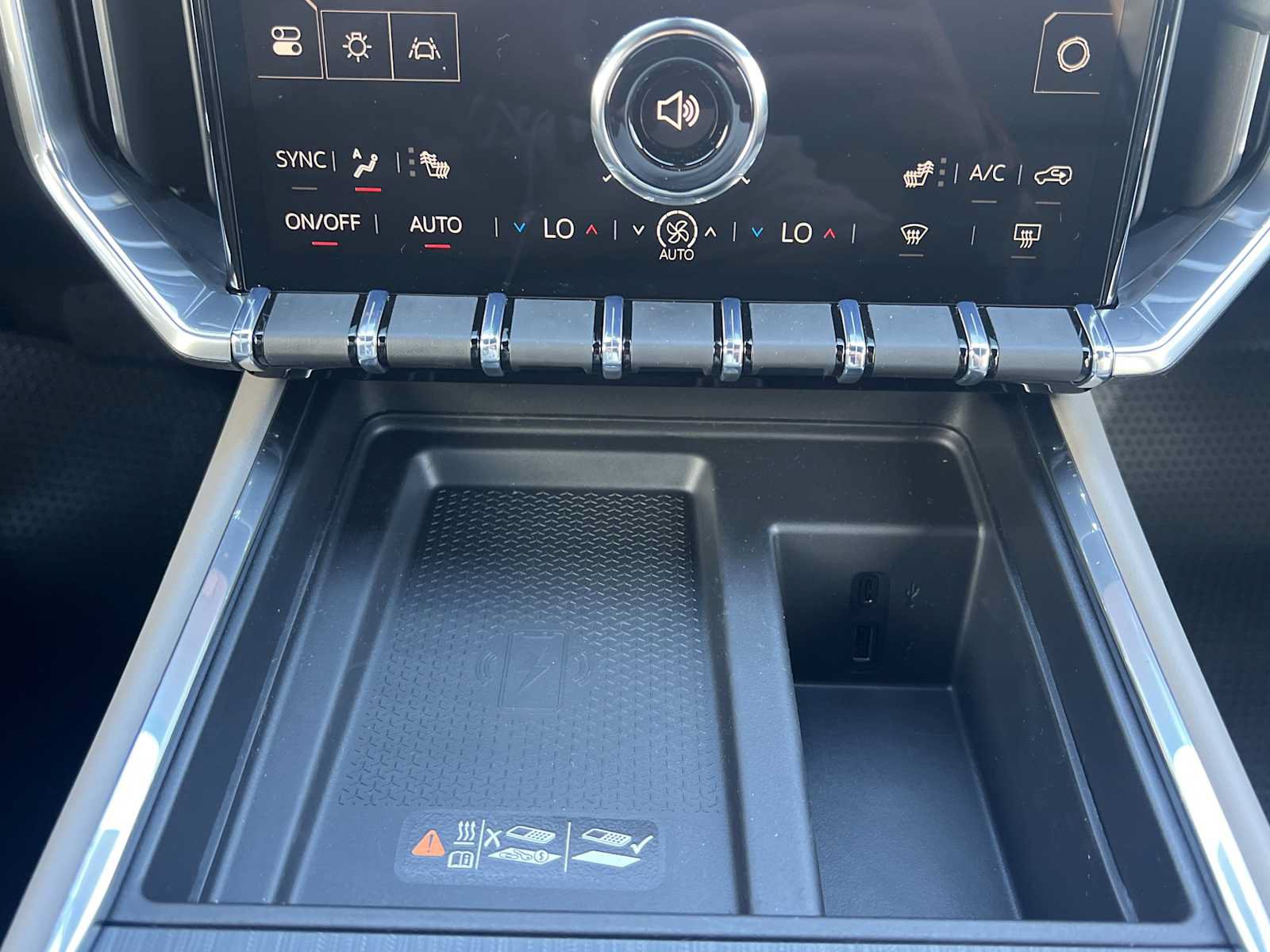 New 2026 GMC Acadia Elevation w/ Black Edition FWD image 6
