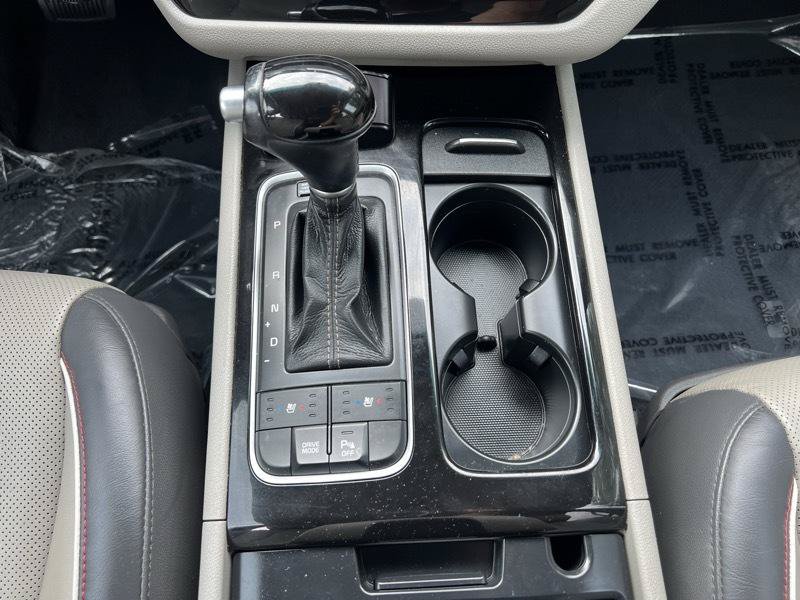 Used 2015 Kia Sedona SX FWD image 19