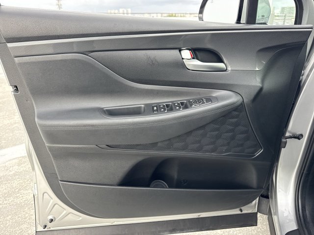 Used 2023 Hyundai Santa Fe SEL FWD image 13