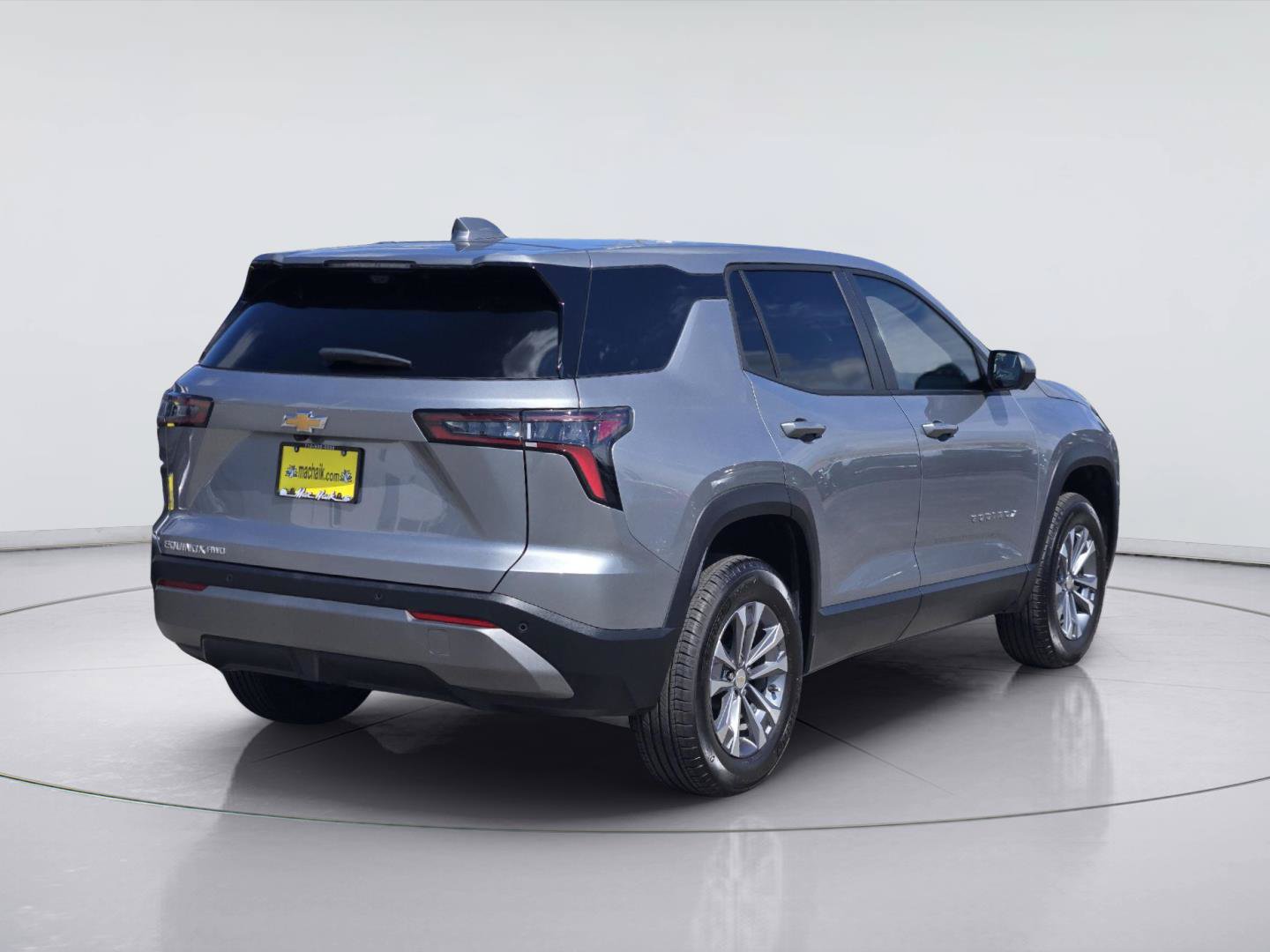 Used 2026 Chevrolet Equinox LT w/ Convenience Package II AWD/4WD image 8