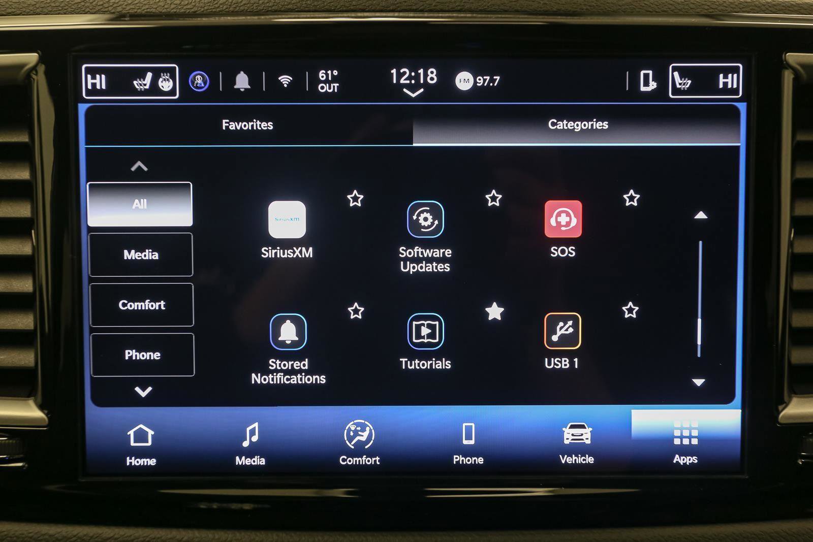 Used 2025 Chrysler Pacifica Select image 28