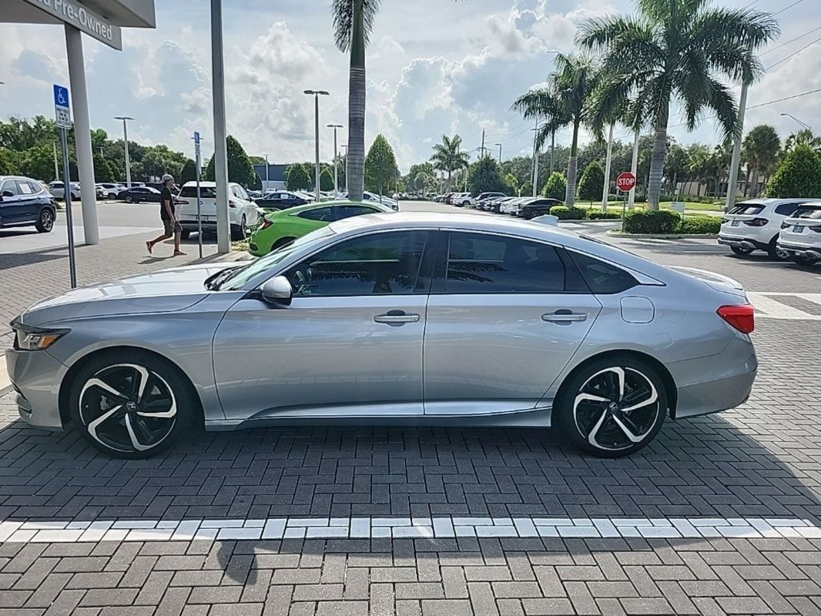 Used 2020 Honda Accord Sport image 8