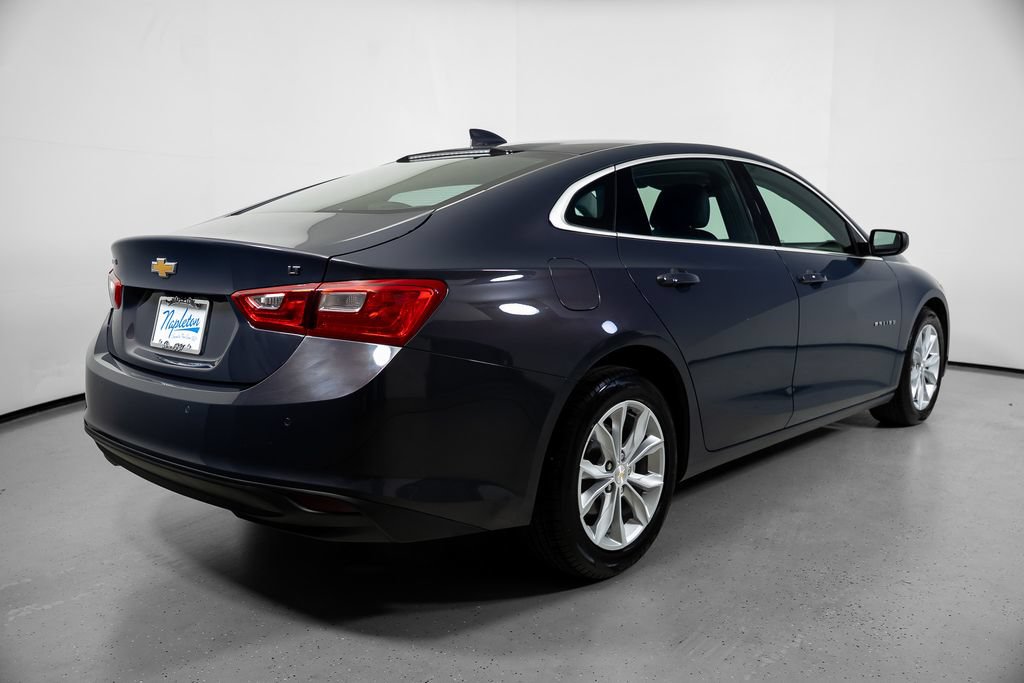 Used 2025 Chevrolet Malibu LT FWD image 9