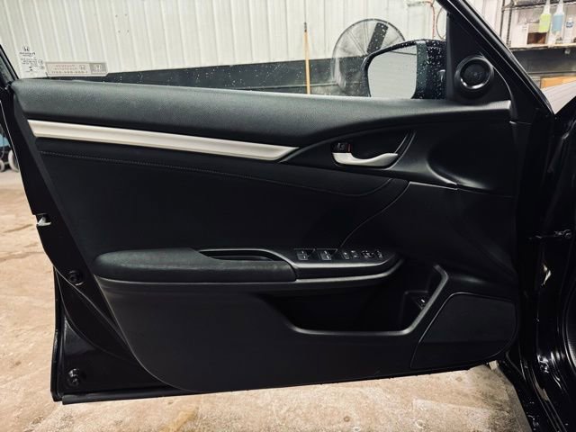 Used 2020 Honda Civic EX image 12