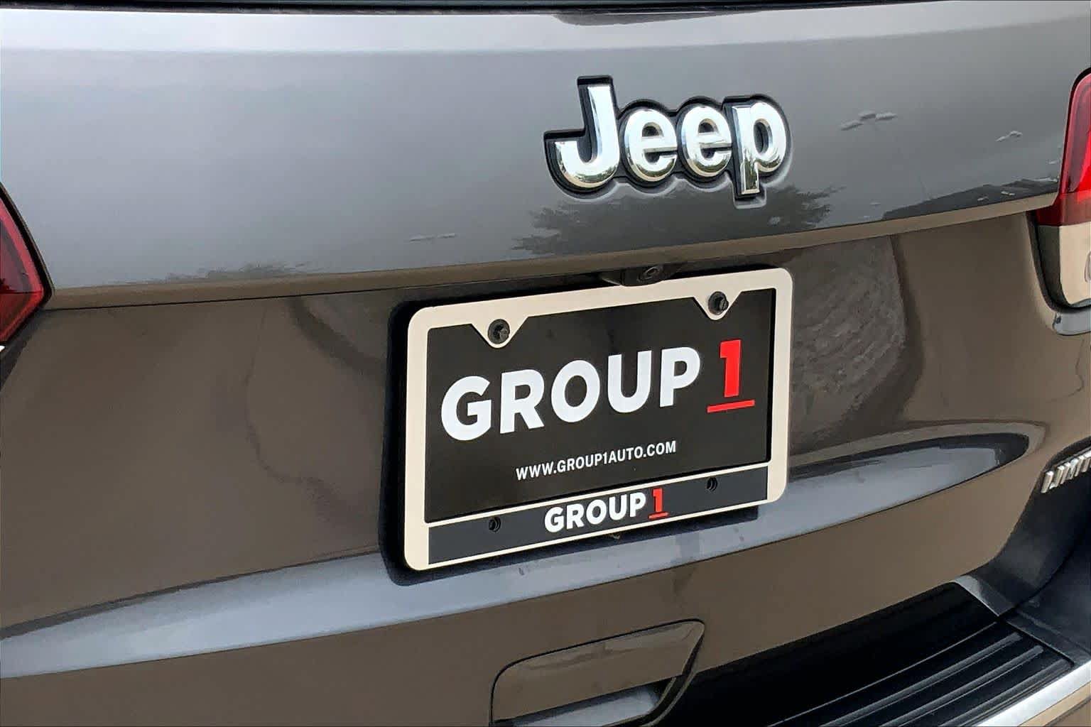 Used 2020 Jeep Grand Cherokee Limited AWD/4WD image 31