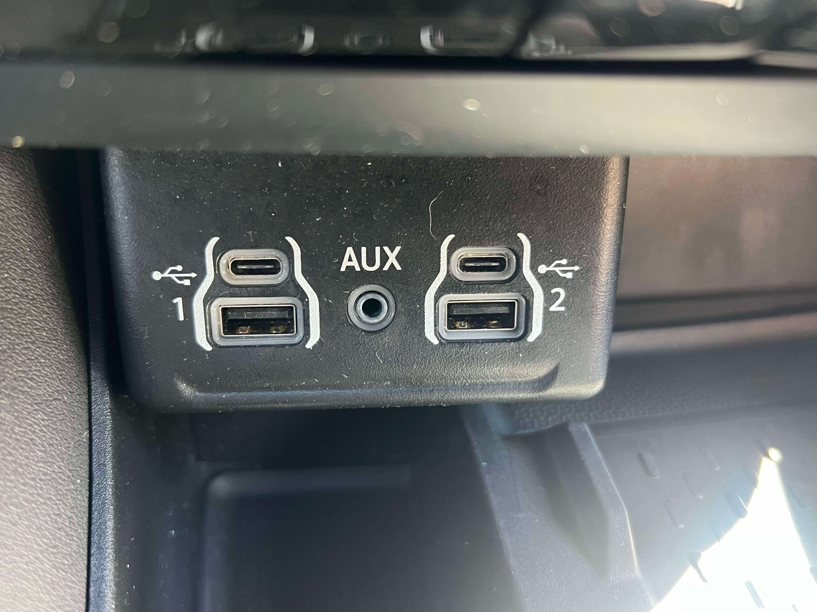 Used 2025 Dodge Durango R/T AWD/4WD image 32