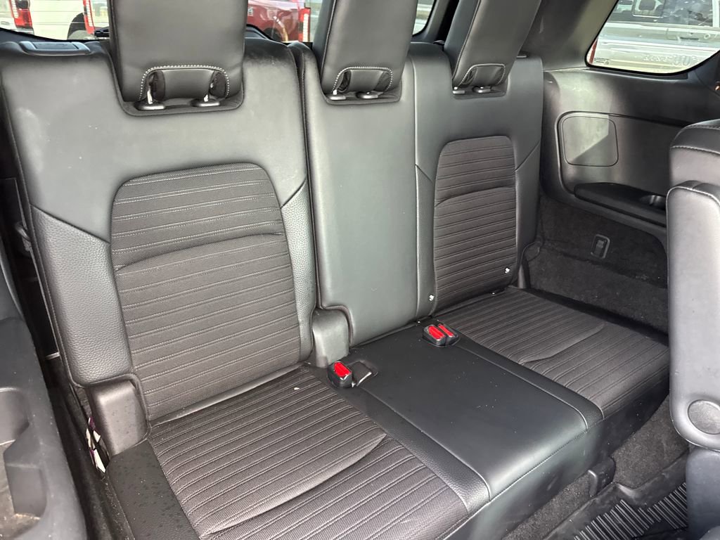 Used 2023 Nissan Pathfinder Rock Creek AWD/4WD image 12
