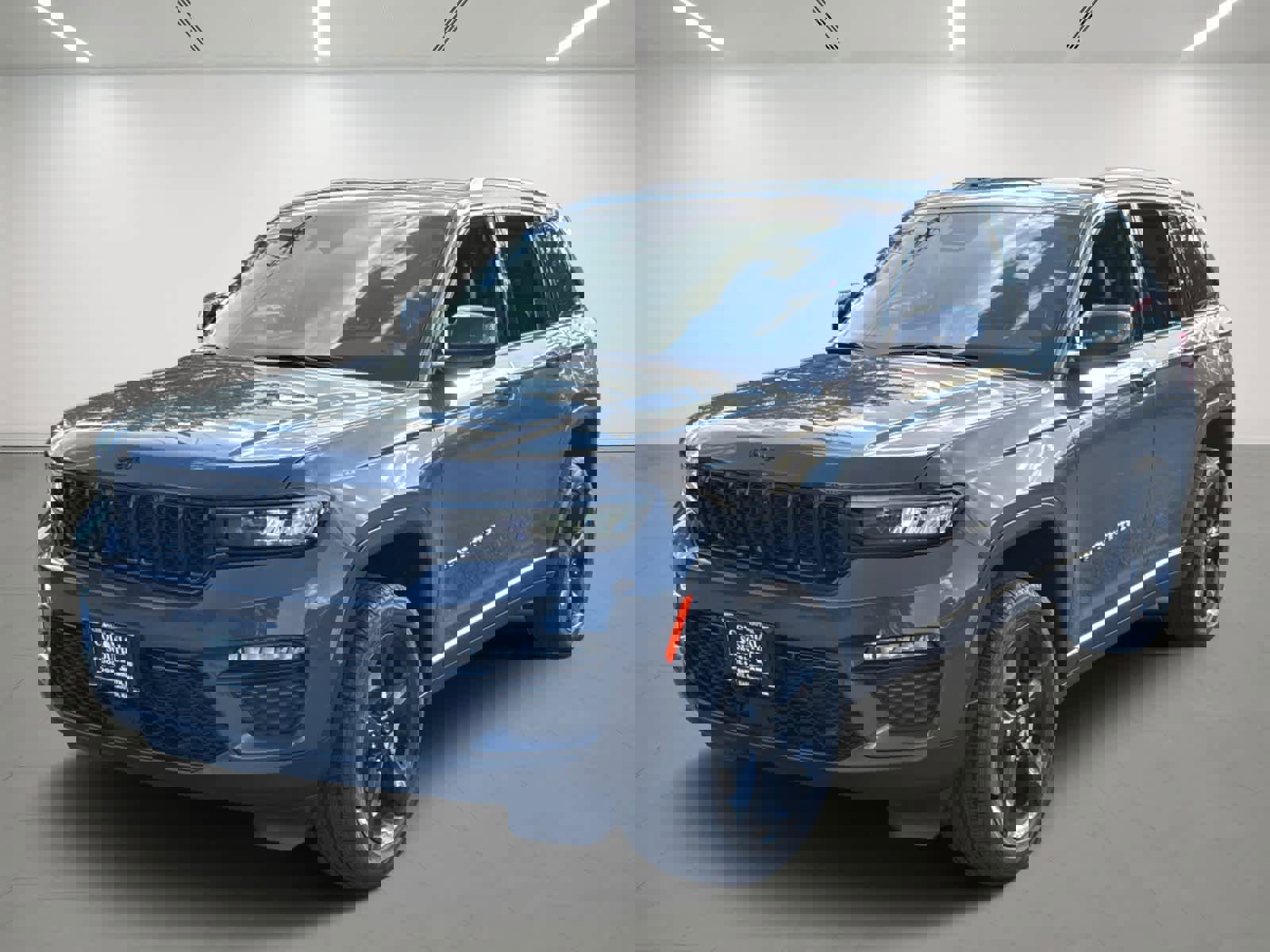 New 2025 Jeep Grand Cherokee Limited w/ Black Appearance Package