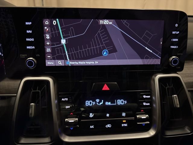 Certified 2022 Kia Sorento X-Line EX image 18