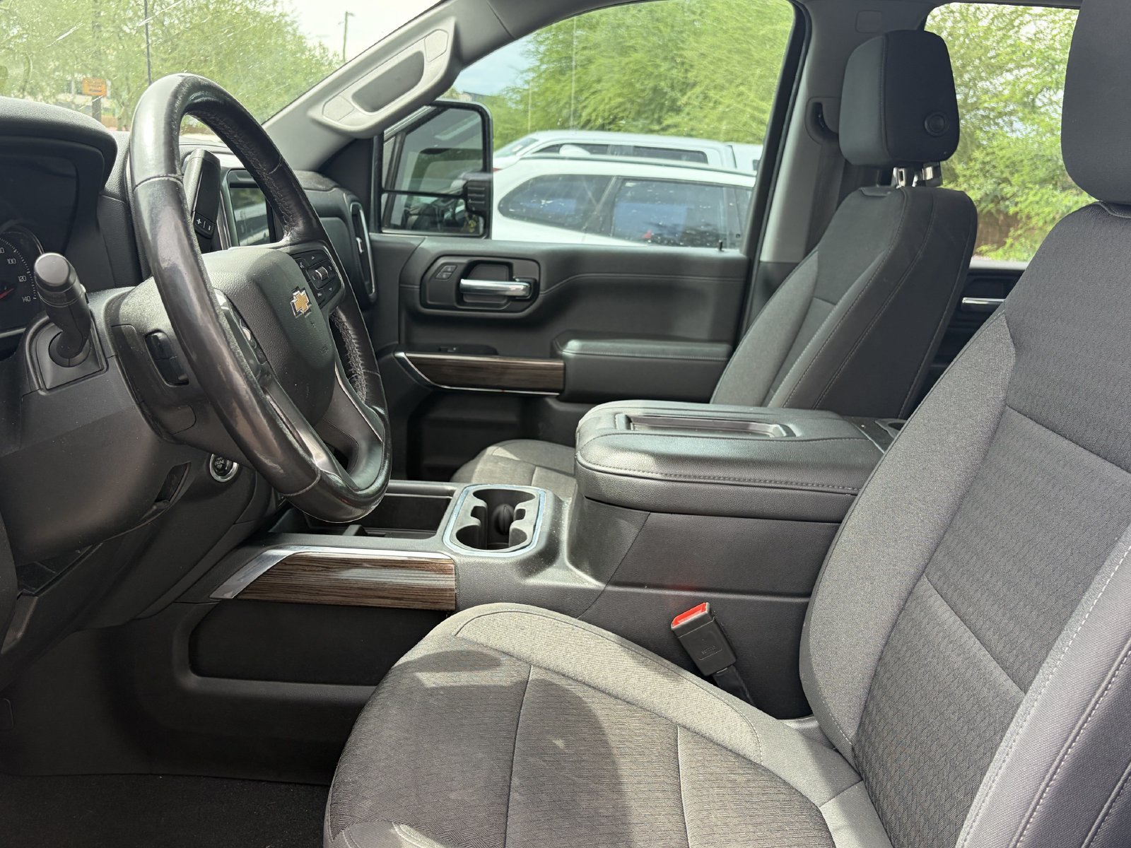 Used 2022 Chevrolet Silverado 2500 LT w/ Convenience Package AWD/4WD image 9