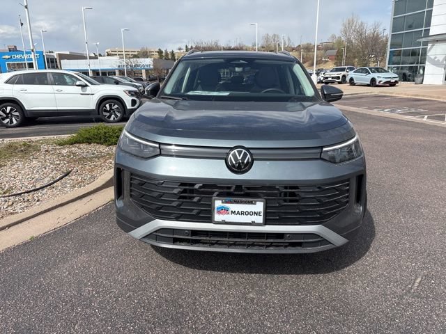 New 2026 Volkswagen Tiguan SE AWD/4WD image 2