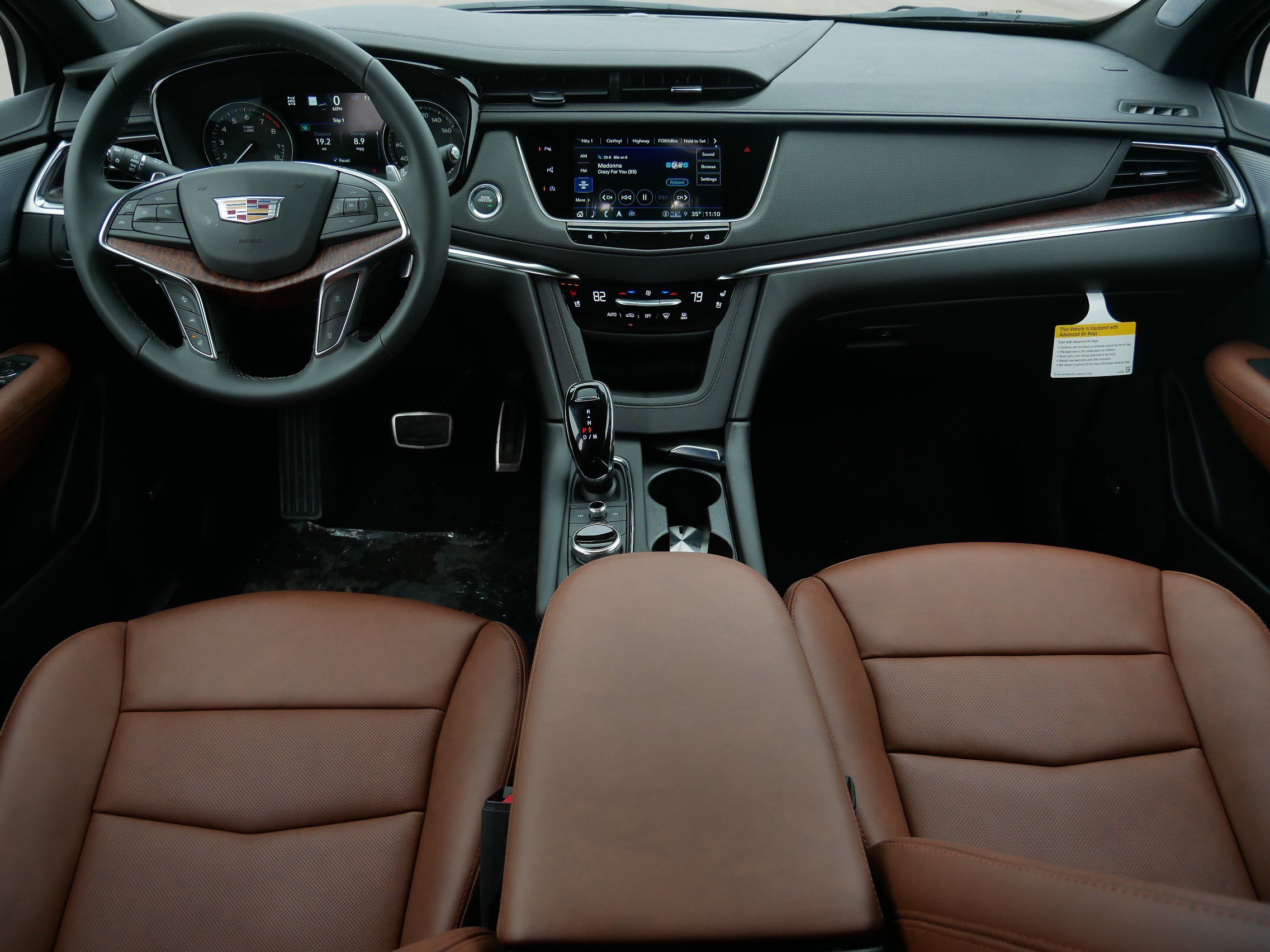 New 2026 Cadillac XT5 Sportv w/ LPO, Onyx Lite Package image 8