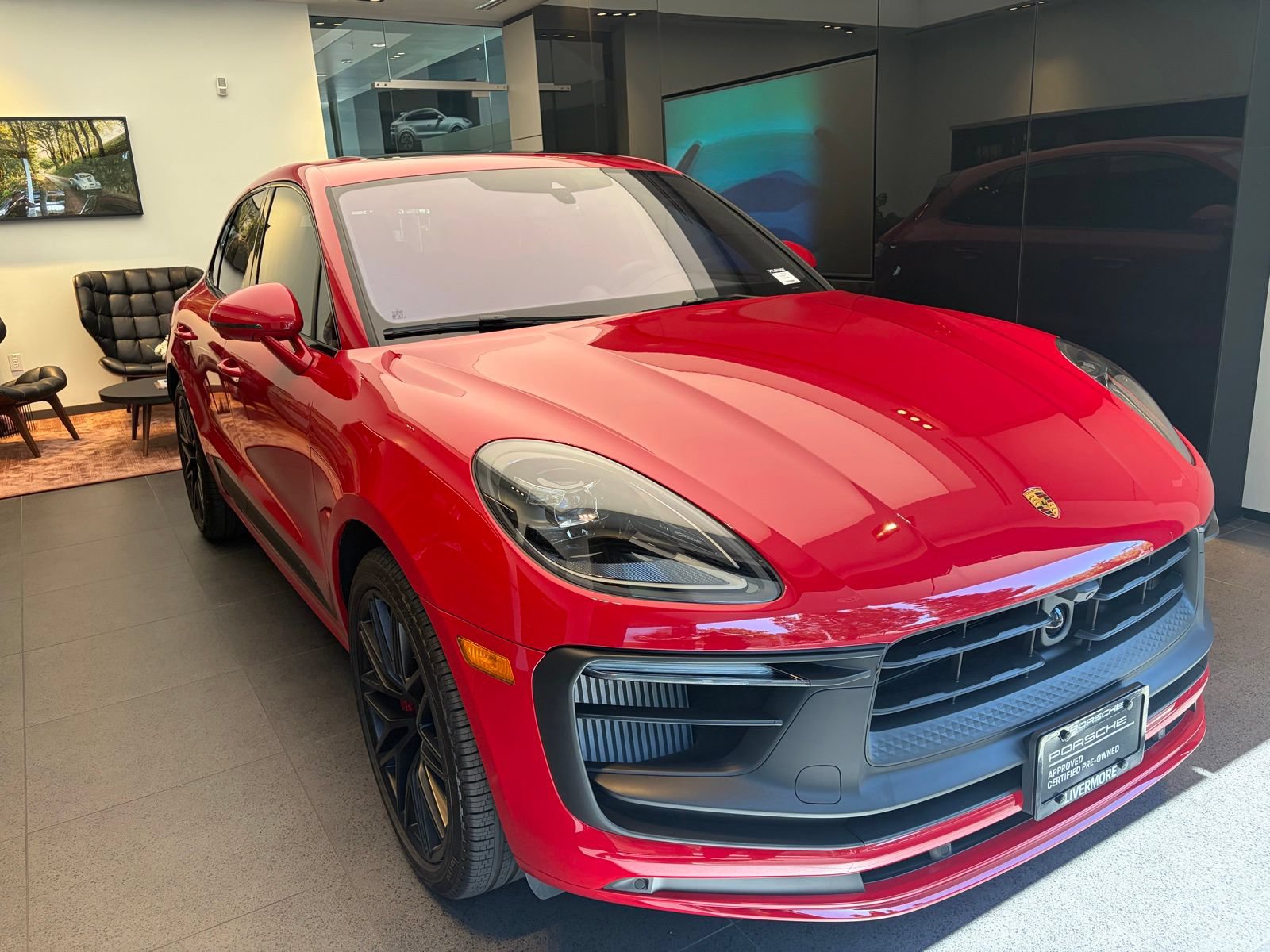 Certified 2026 Porsche Macan GTS AWD/4WD image 2