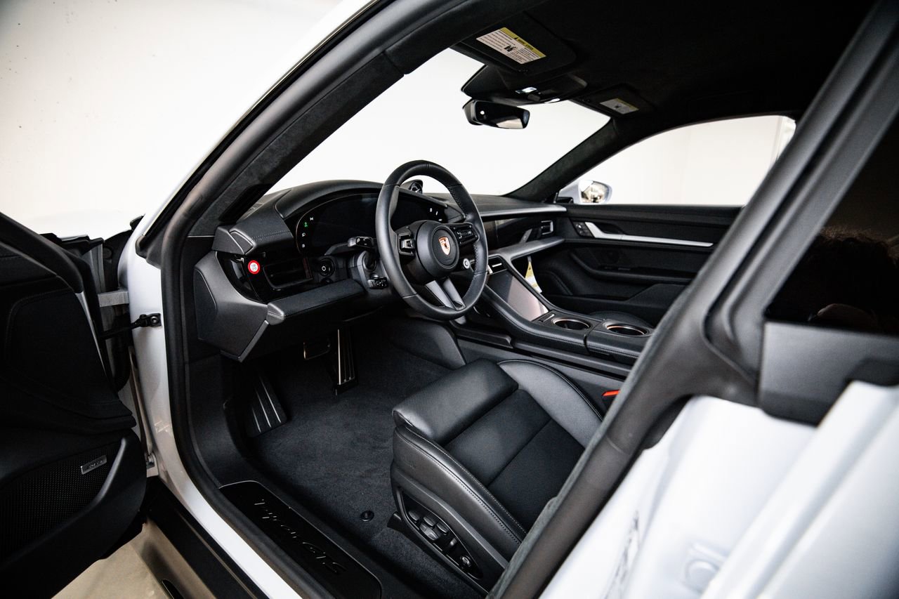 New 2026 Porsche Taycan GTS AWD/4WD image 4