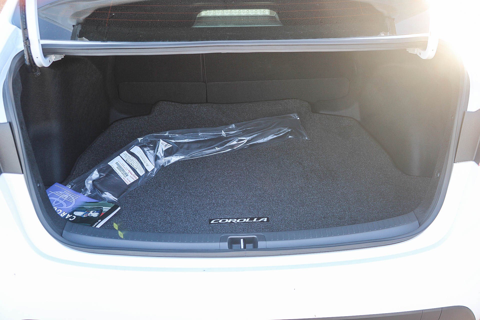 New 2027 Toyota Corolla LE w/ Carpet Mat Package (TMS) FWD image 13