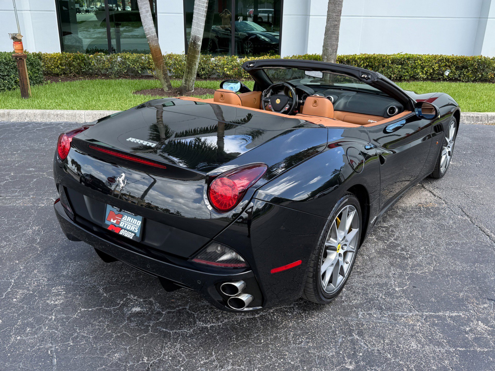 Used 2012 Ferrari California image 15