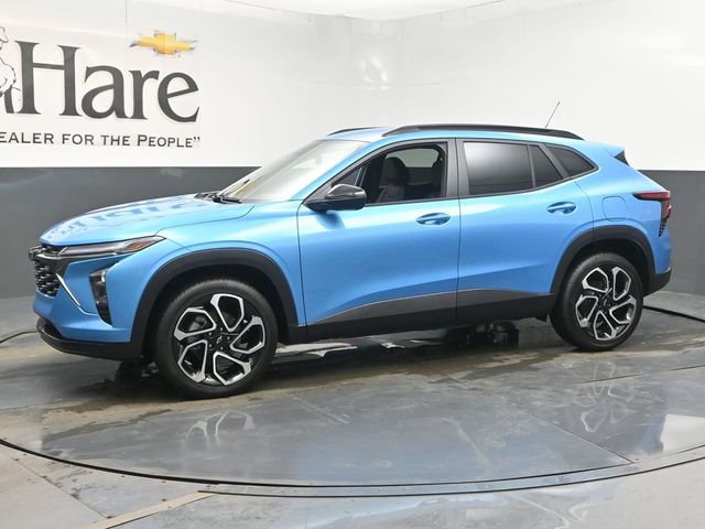 Used 2025 Chevrolet Trax RS w/ Driver Confidence Package image 32