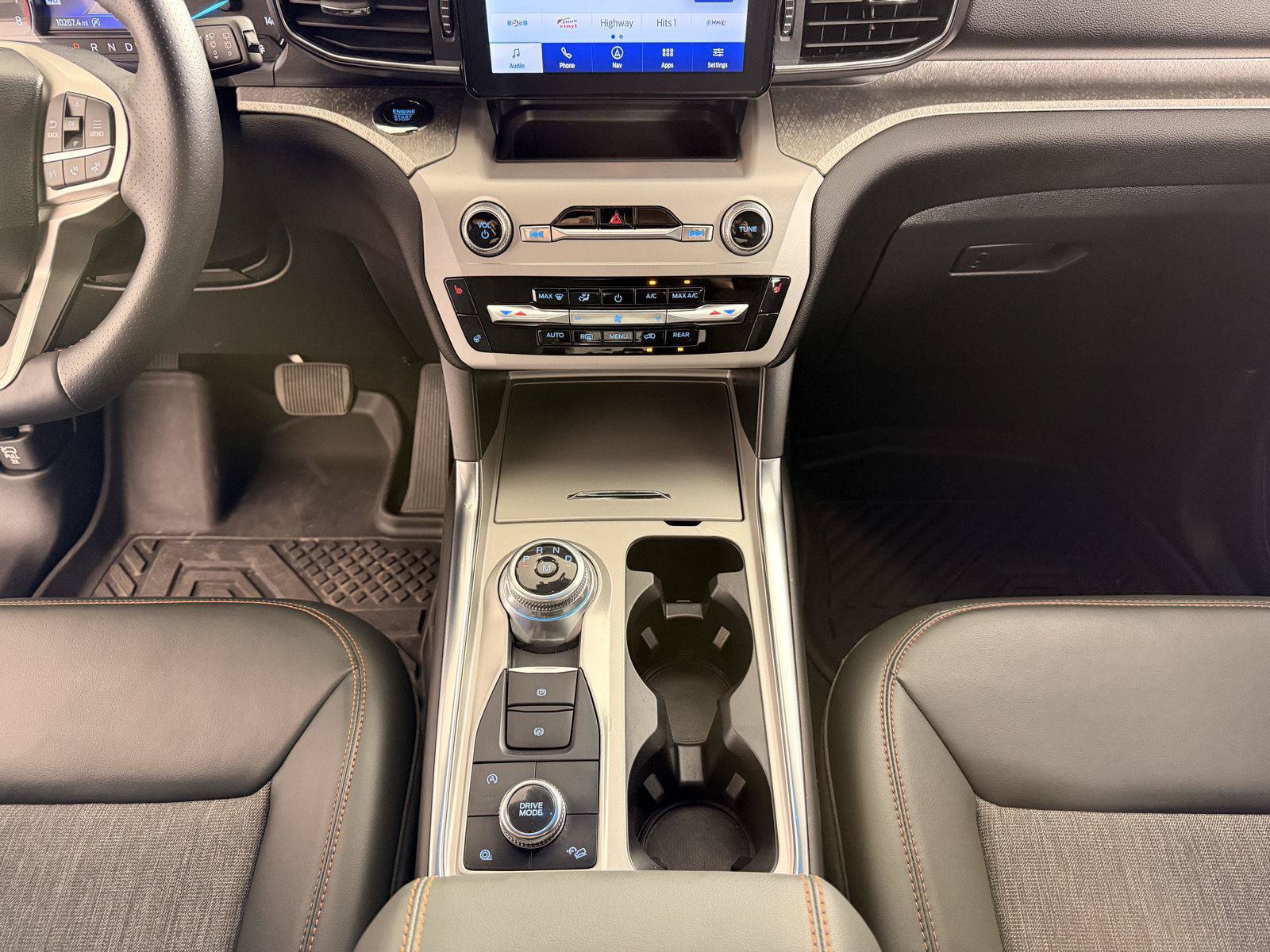 Used 2024 Ford Explorer Timberline w/ Timberline Technology Package AWD/4WD image 33