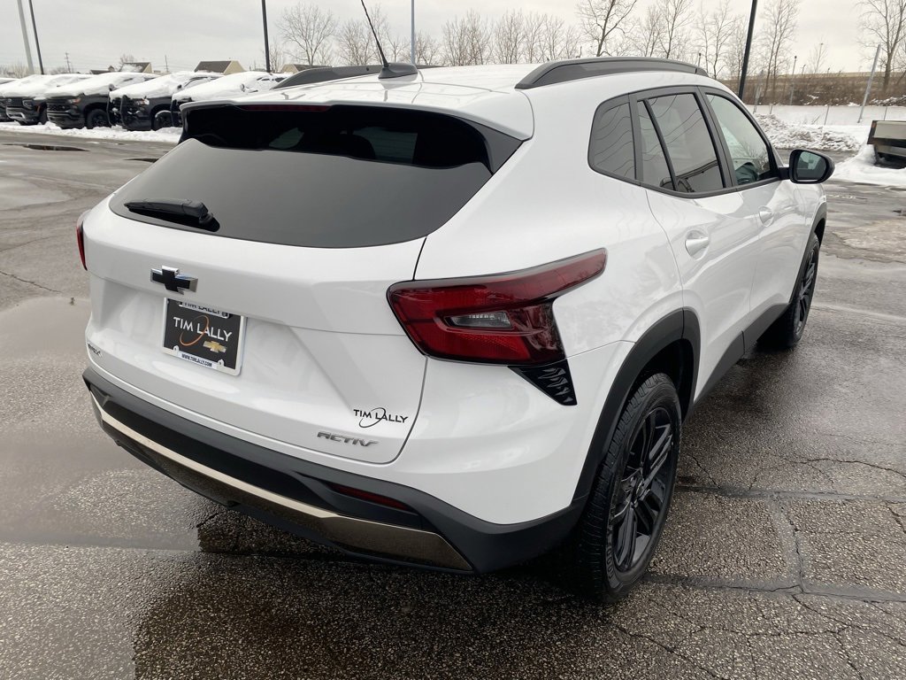 Used 2024 Chevrolet Trax ACTIV w/ Driver Confidence Package image 8