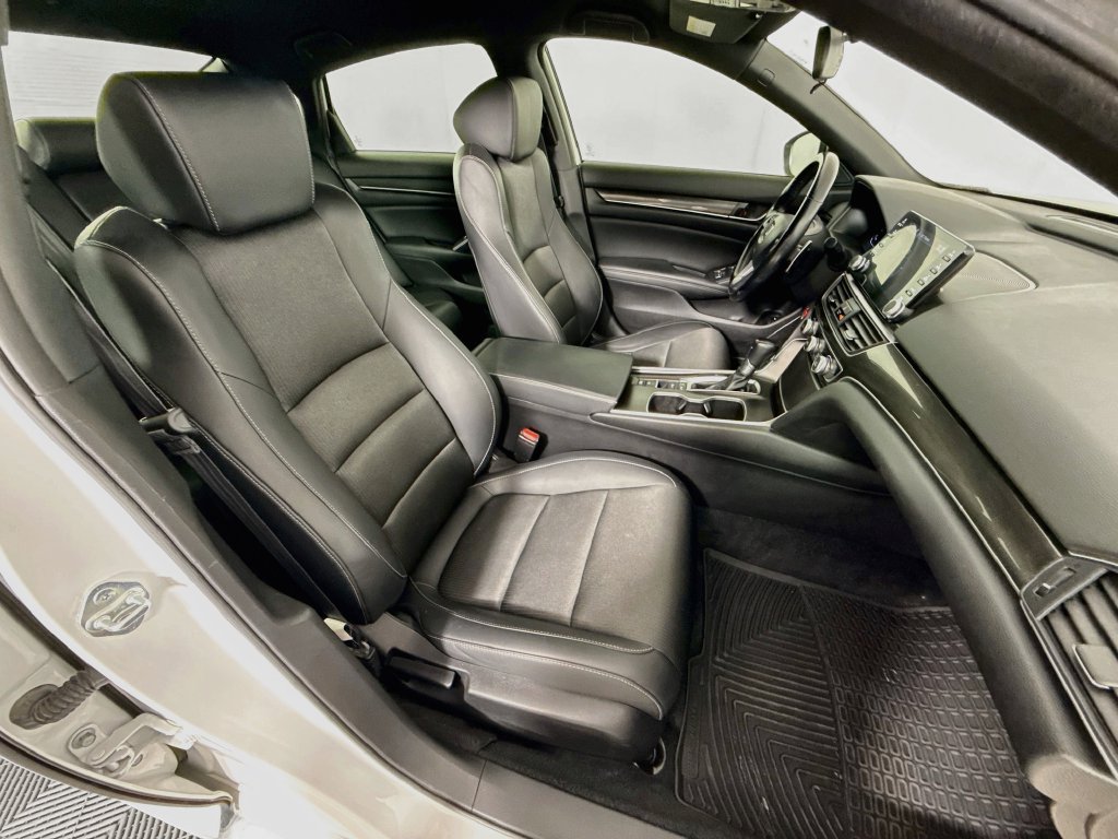 Used 2021 Honda Accord Sport image 25