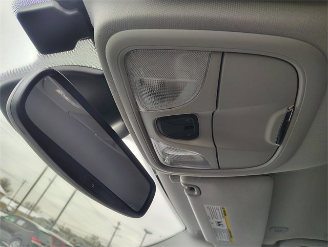 Used 2021 Jeep Cherokee Latitude Lux w/ Comfort/Convenience Group image 29