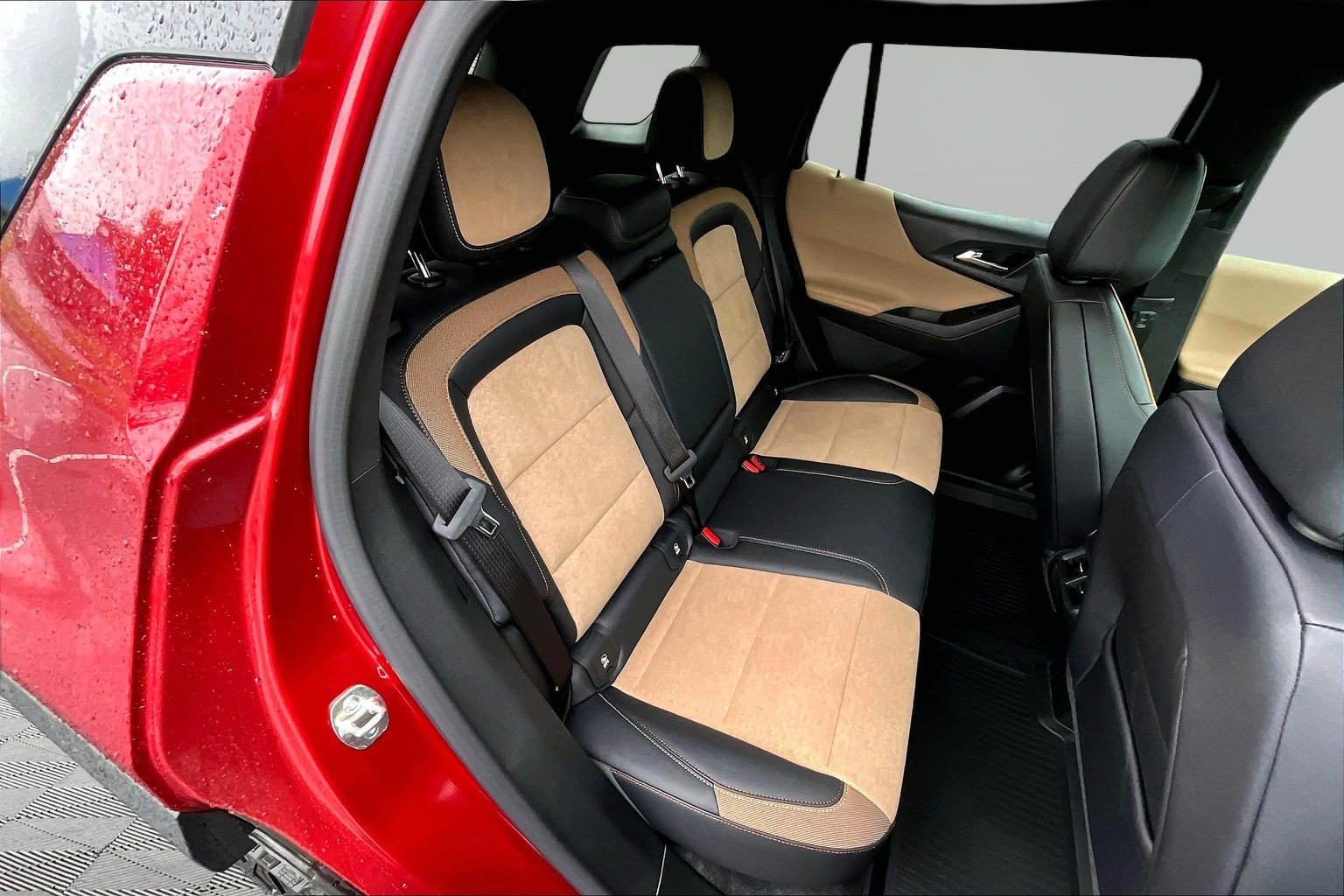 New 2026 Chevrolet Equinox ACTIV FWD image 11