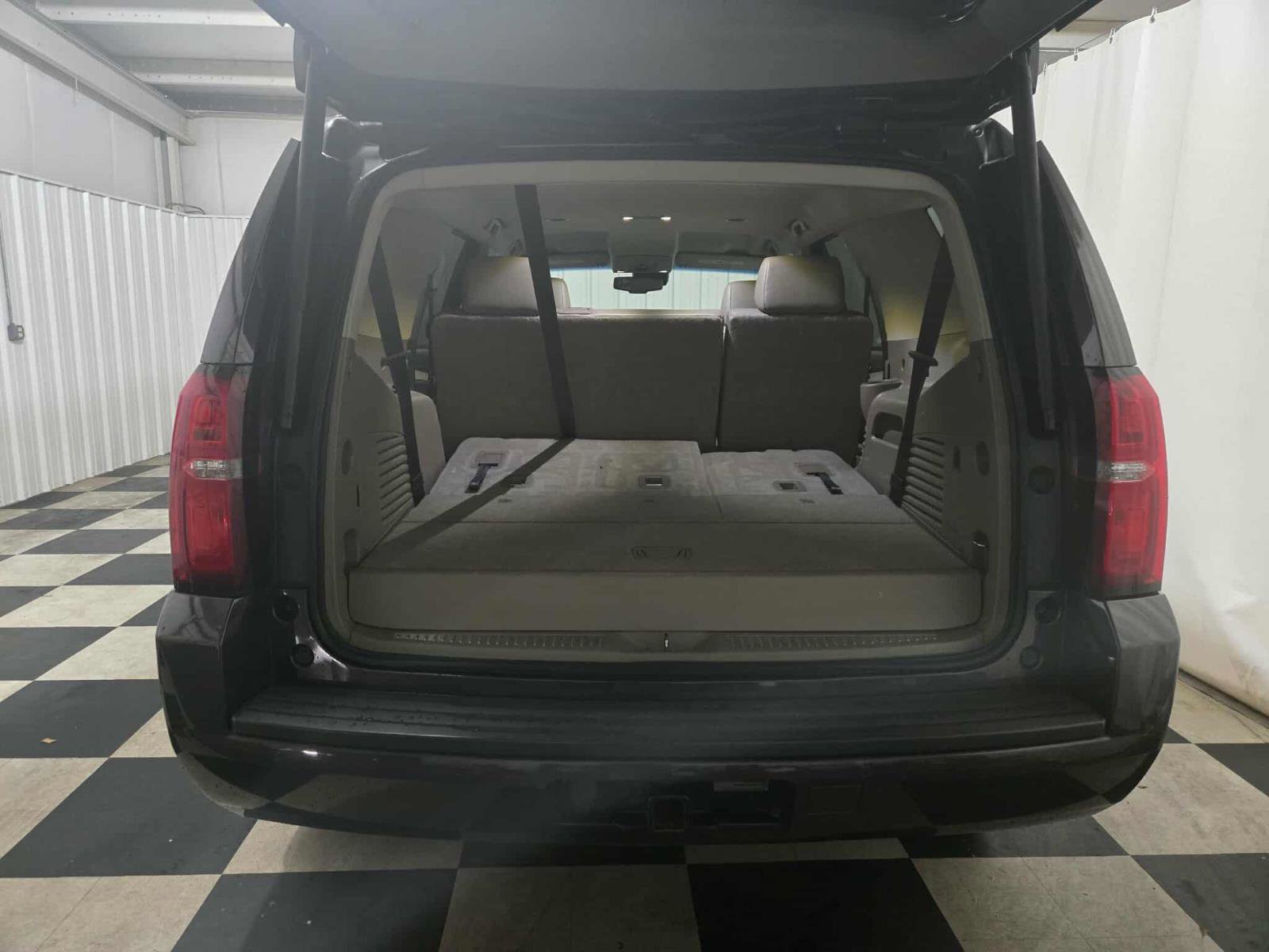 Used 2018 Chevrolet Tahoe LT image 38