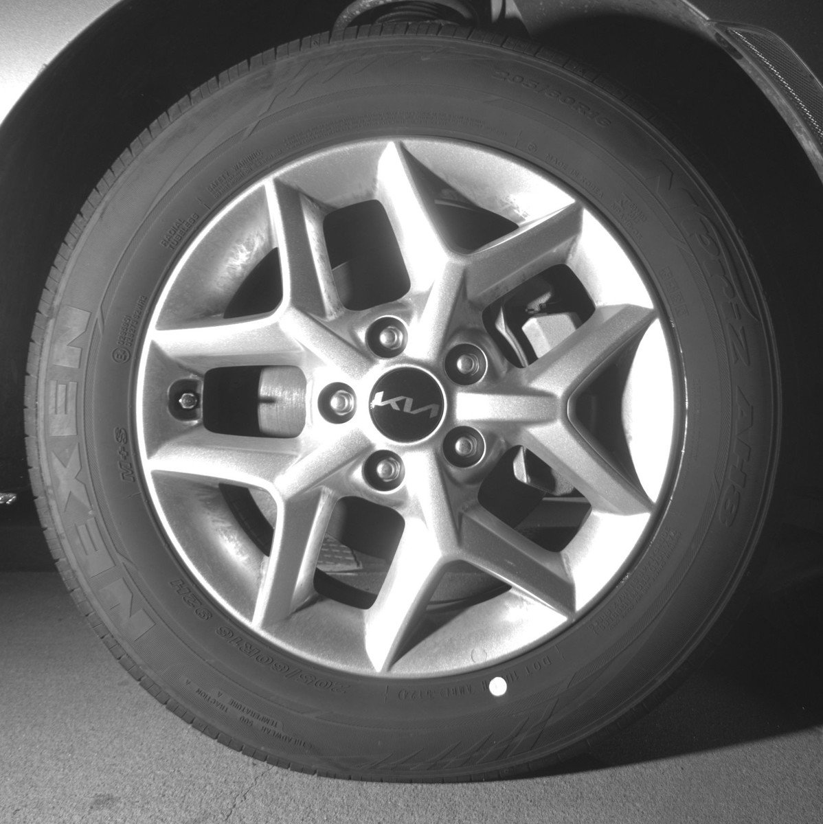 Used 2025 Kia Soul LX w/ LX Technology Package image 13