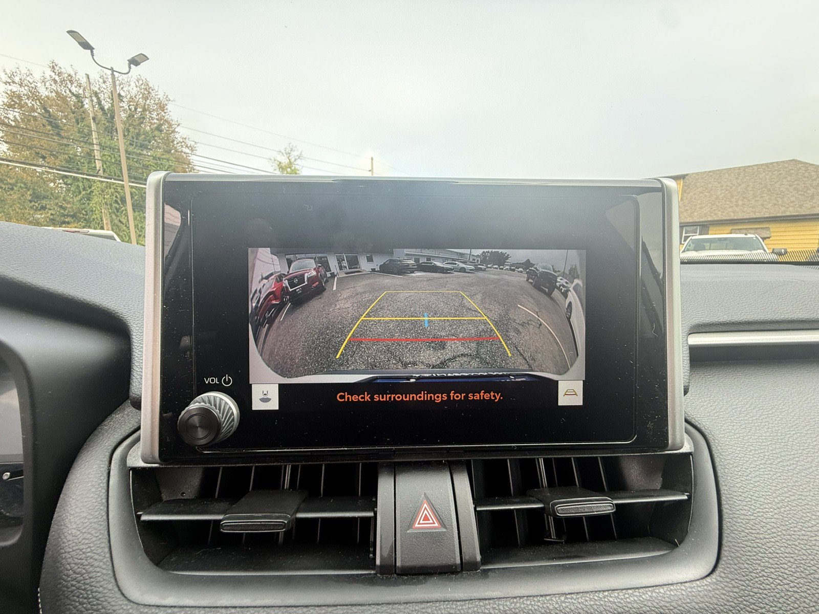 Used 2025 Toyota RAV4 LE AWD/4WD image 22
