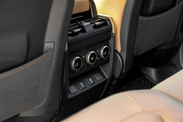 New 2026 Land Rover Defender 110 S AWD/4WD image 43