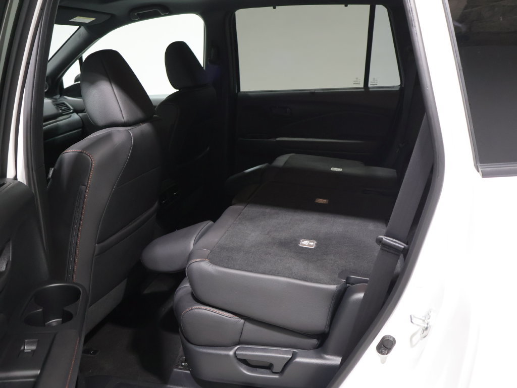 Used 2024 Honda Passport TrailSport image 18